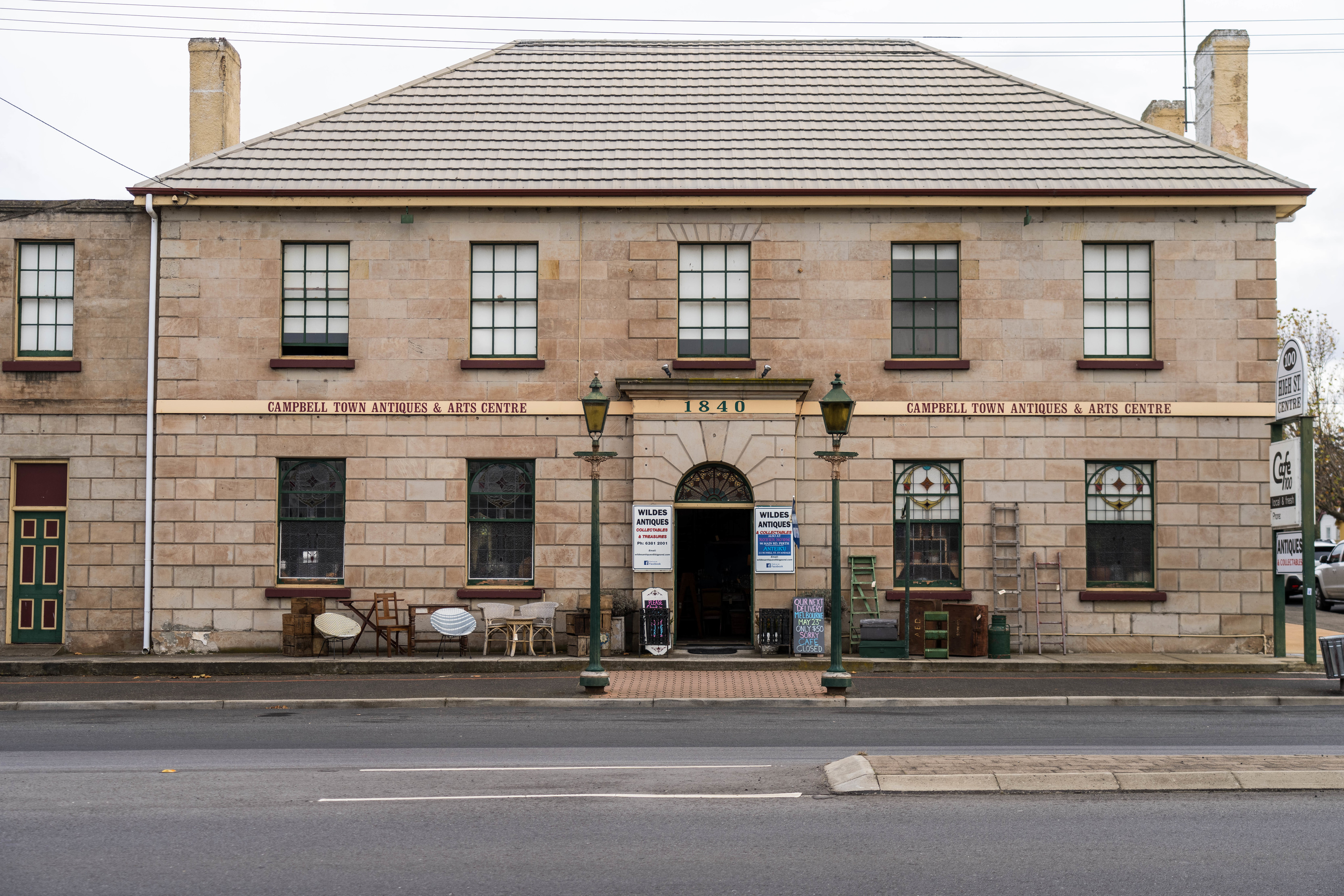 Exterior shot of Campbell Town Antiques & Arts Centre