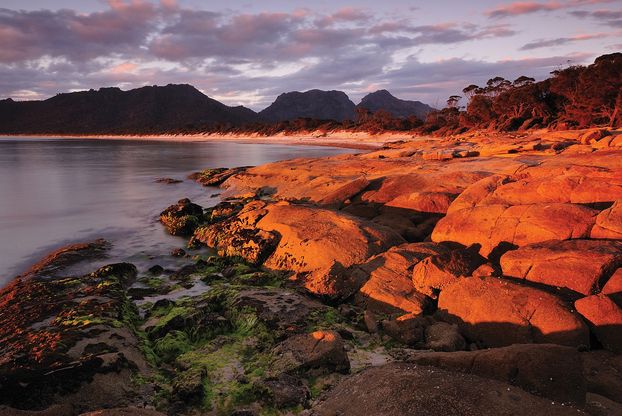 A coastal walking view in Freycinet National Park