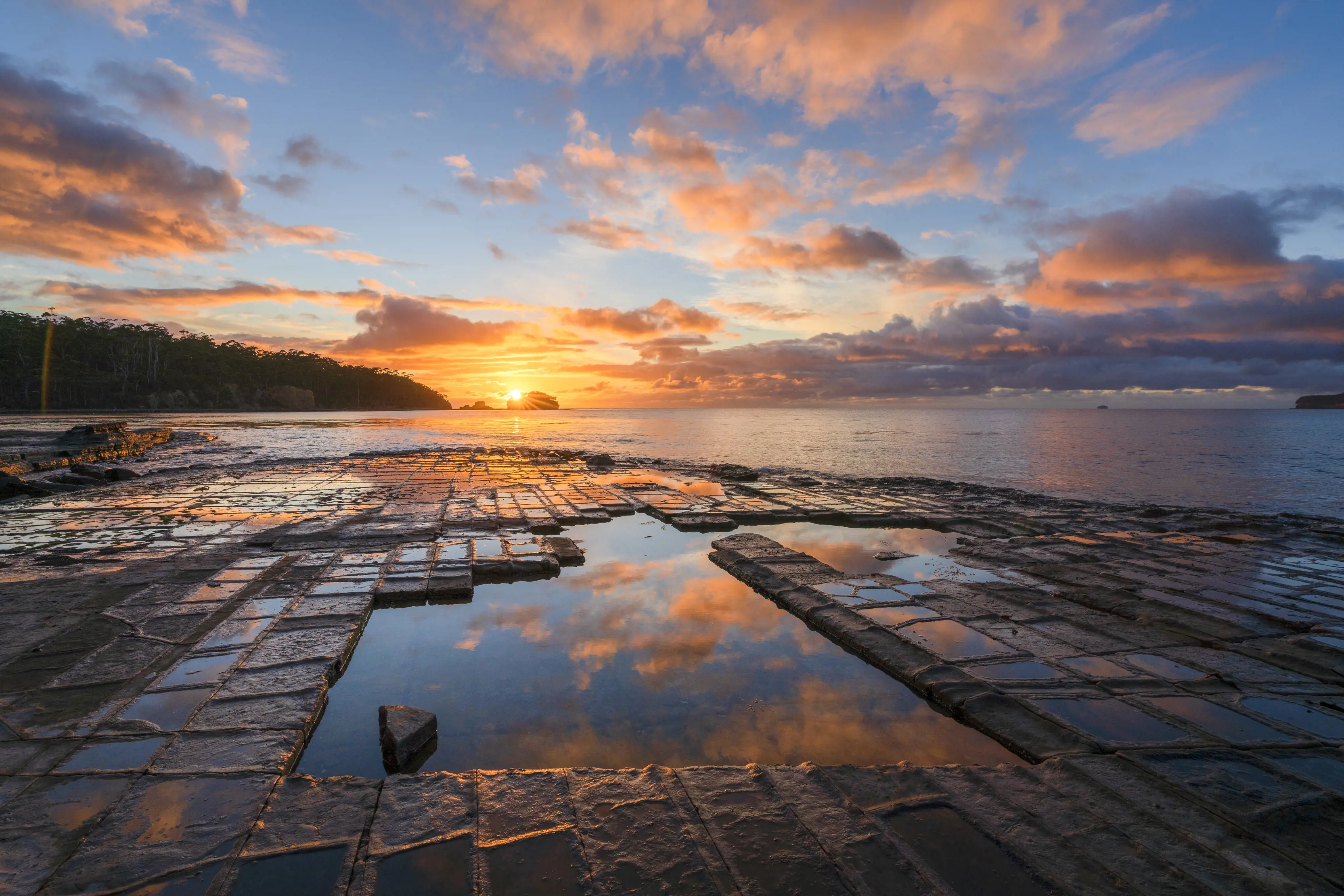 Sunset hitting the Tessellated Pavement