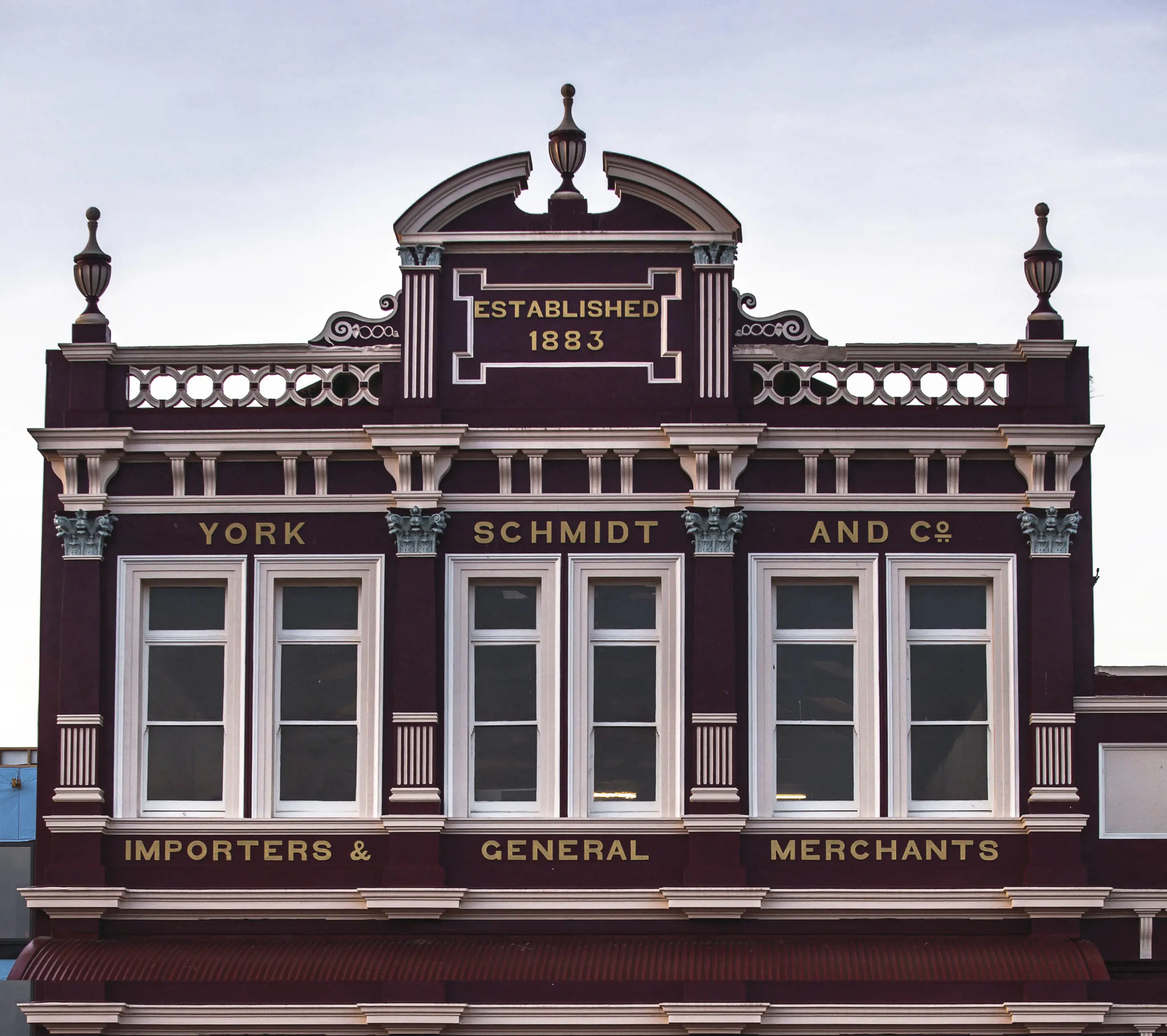 Front on image of the Historic Sheffield building.